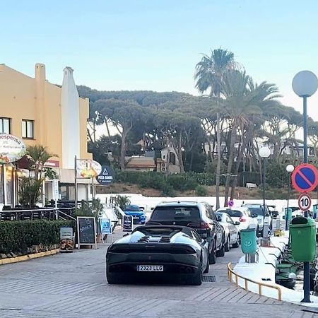 Villa Casita Junto Al Mar En El Puerto De Cabopino Marbella Exterior foto